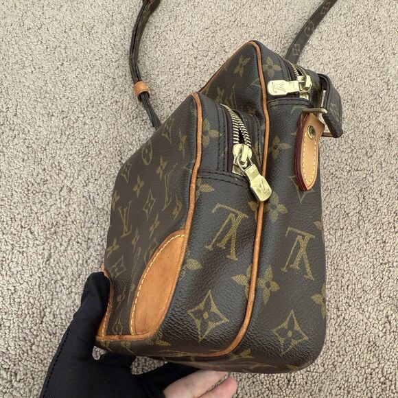 Authentic Louis Vuitton Monogram Amazon Shoulder Crossbody Bag Brown Unisex - Picture 4 of 8